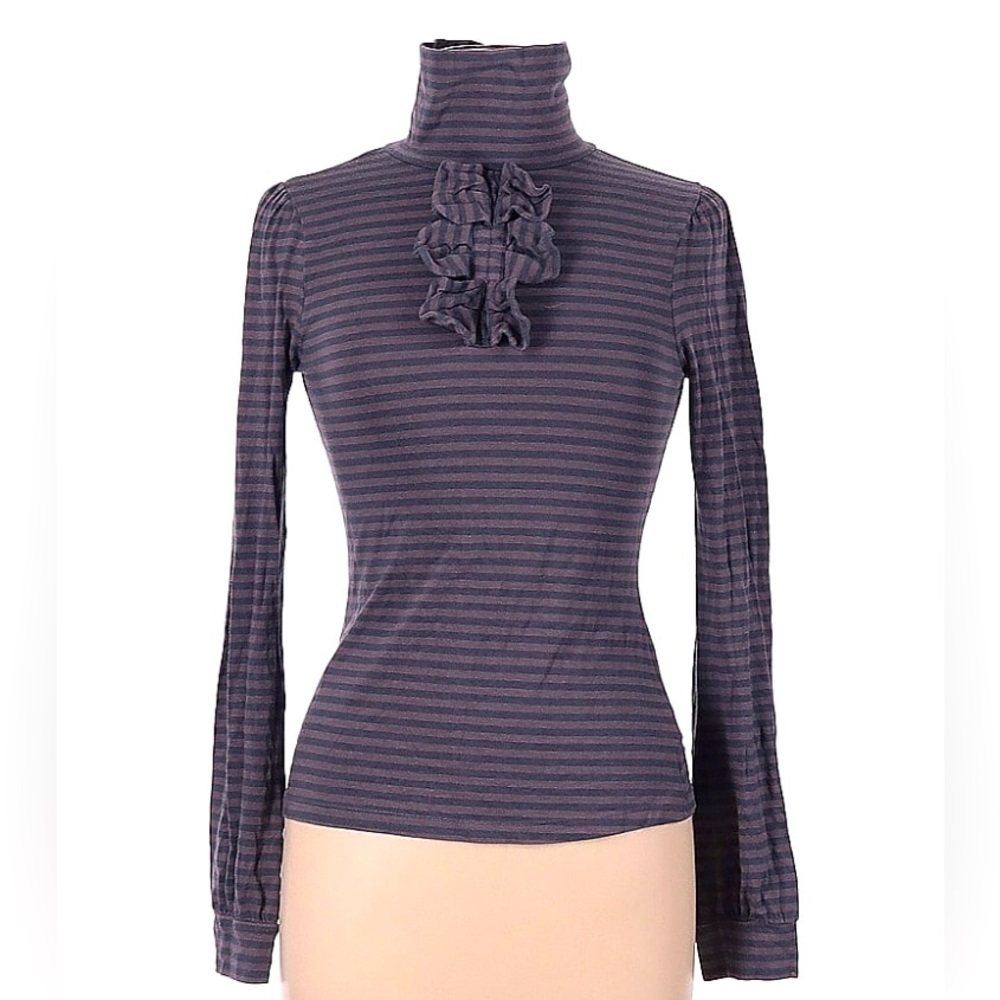 Turtleneck with bow